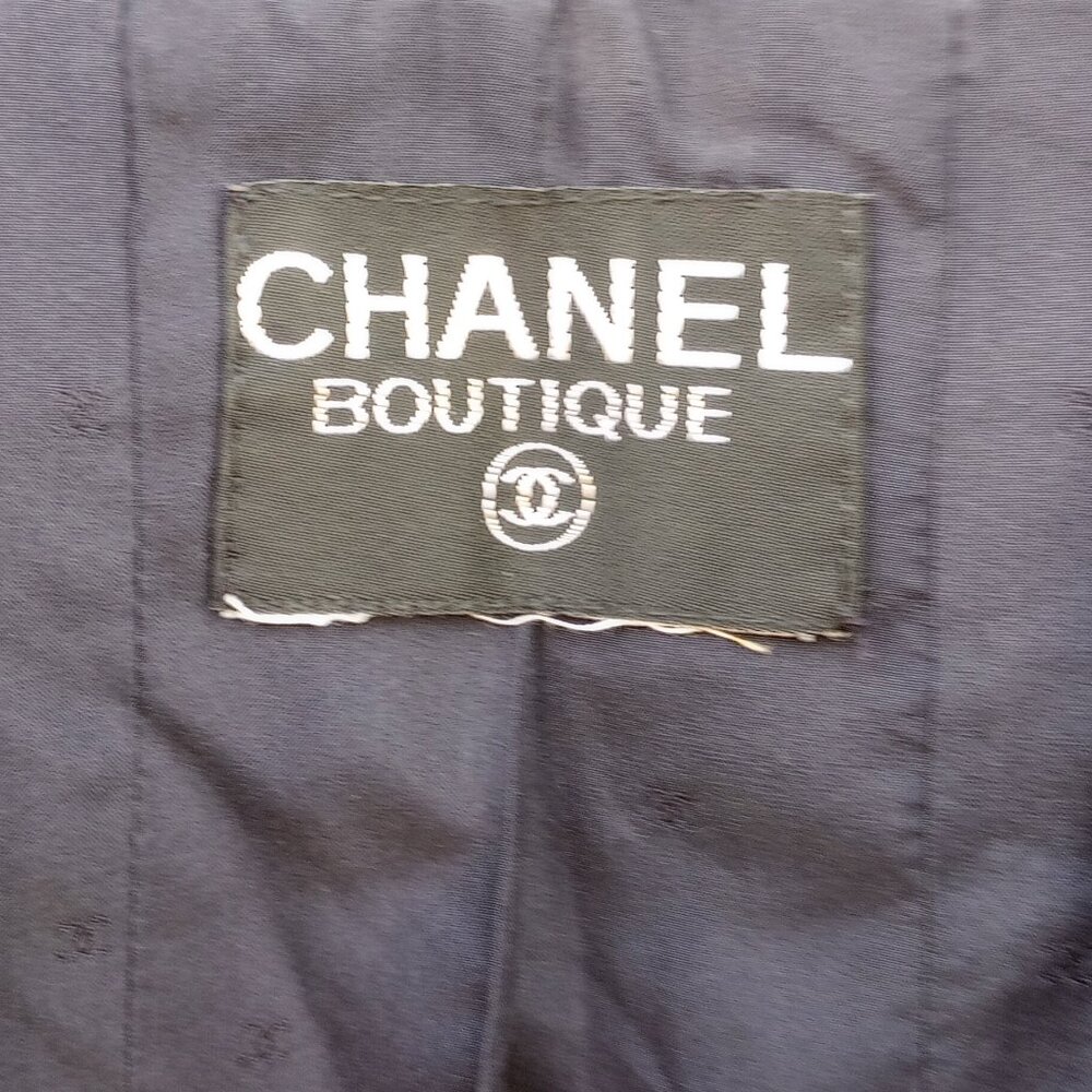 Chanel navy blue collarless jacket rare! - Picture 4 of 10